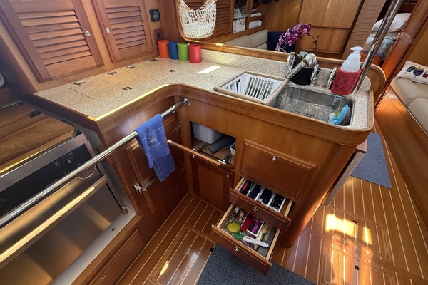 First Sight 38ft Sabre Yacht For Sale