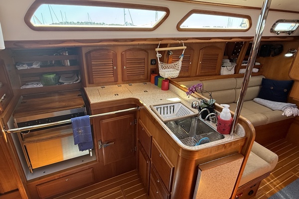 First Sight 38ft Sabre Yacht For Sale