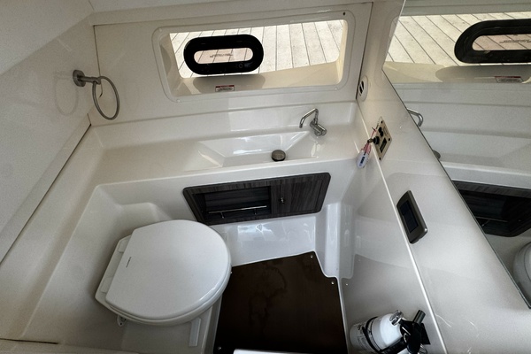35ft Sea Ray Yacht For Sale