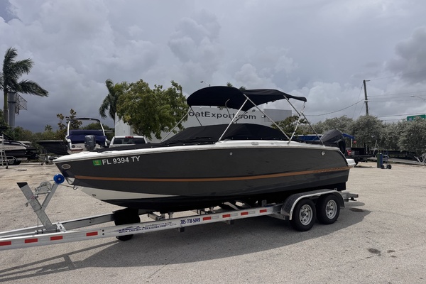 22ft Four Winns Yacht For Sale