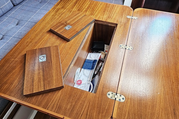 30ft Nonsuch Yacht For Sale