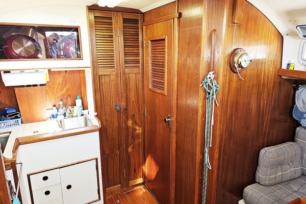 30ft Nonsuch Yacht For Sale