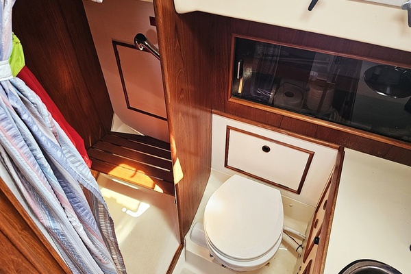 30ft Nonsuch Yacht For Sale