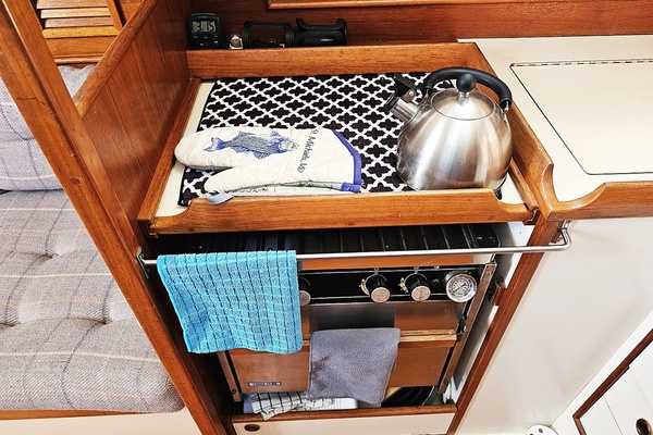 30ft Nonsuch Yacht For Sale