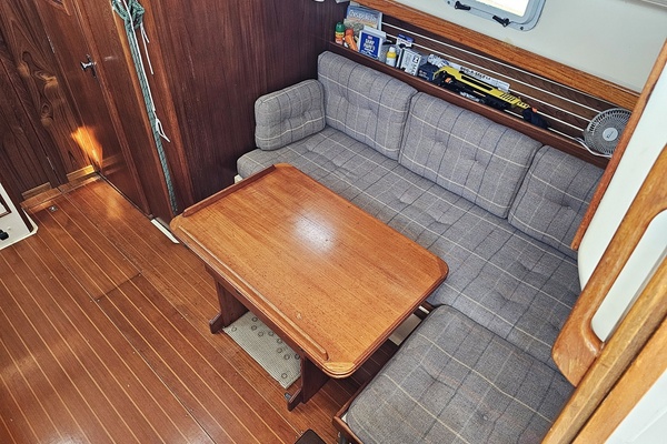 30ft Nonsuch Yacht For Sale