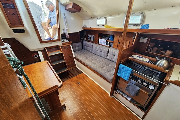 30ft Nonsuch Yacht For Sale
