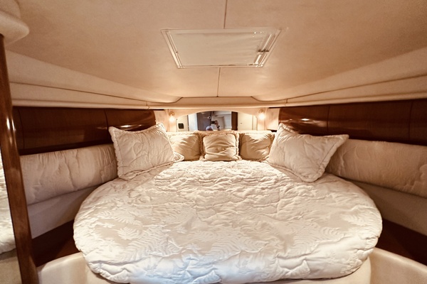 Somewhere 39ft Sea Ray Yacht For Sale
