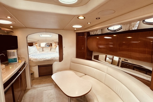 Somewhere 39ft Sea Ray Yacht For Sale