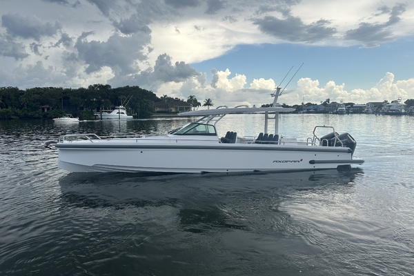 37ft Axopar Yacht For Sale