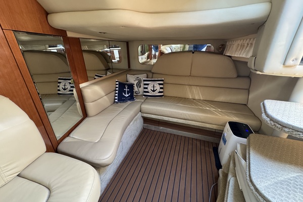 38ft Sea Ray Yacht For Sale