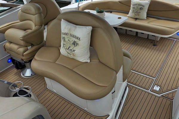 38ft Sea Ray Yacht For Sale