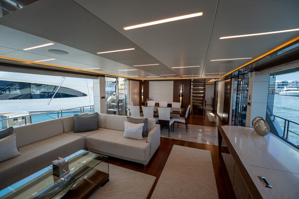 90ft Ocean Alexander Yacht For Sale
