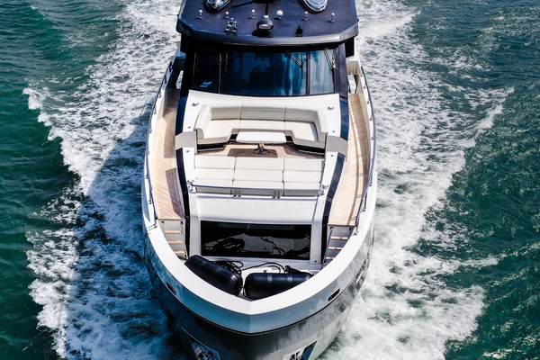 90ft Ocean Alexander Yacht For Sale
