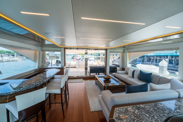 90ft Ocean Alexander Yacht For Sale
