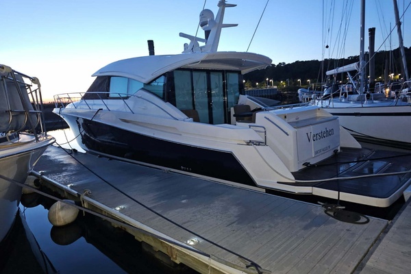 Tiara 50 Coupe - Versthen