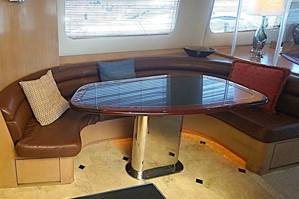 008 Main Deck Galley Dinette