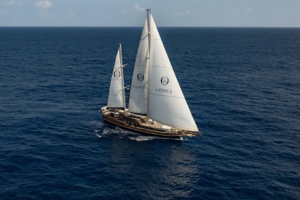 127' 39M Custom Built Sailing Yacht Custom 2006