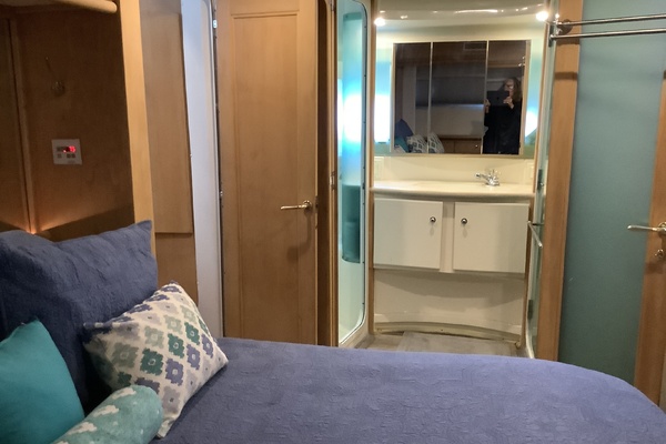 50ft Carver Yacht For Sale