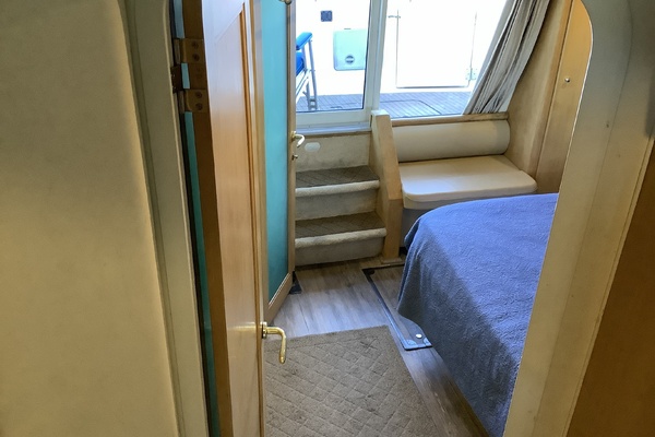 50ft Carver Yacht For Sale