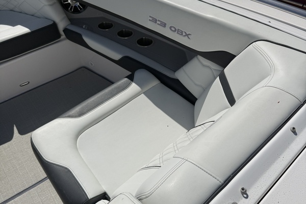 2022 Regal 34