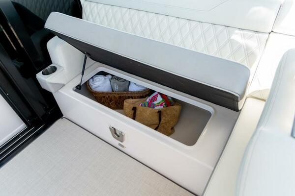 36ft Regal Yacht For Sale