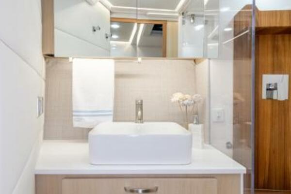 36ft Regal Yacht For Sale
