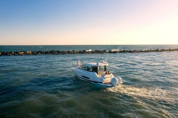 36ft Regal Yacht For Sale