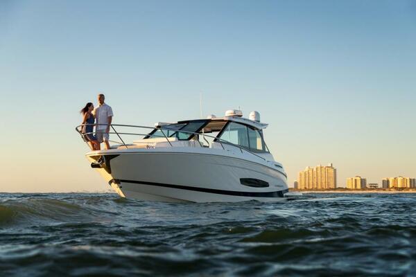 36ft Regal Yacht For Sale