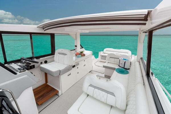 36ft Regal Yacht For Sale