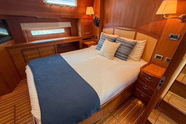 Alexa 52ft Sabre Yacht For Sale