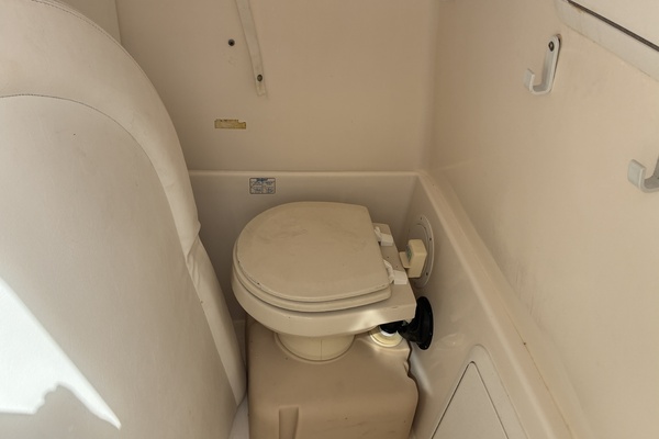 26ft Edgewater Yacht For Sale