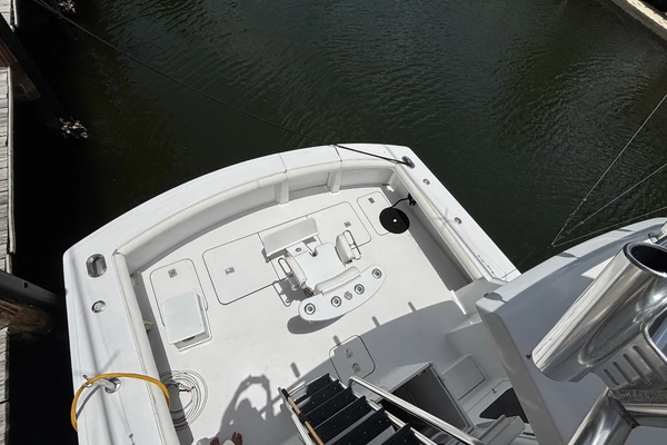 2005 Hatteras 50