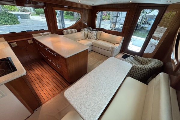 My Girl 50ft Hatteras Yacht For Sale