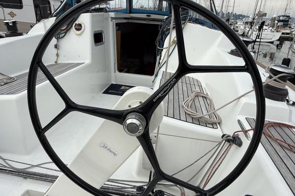 La Mer 35ft Beneteau Yacht For Sale