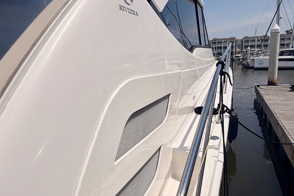 PLANKTON 52ft Riviera Yacht For Sale