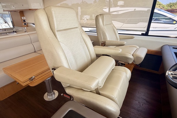 PLANKTON 52ft Riviera Yacht For Sale