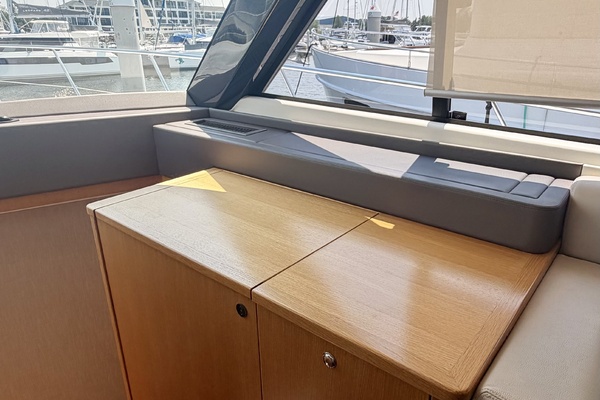 PLANKTON 52ft Riviera Yacht For Sale
