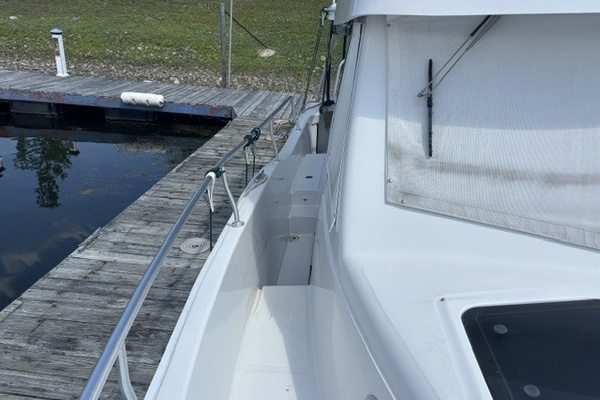 PEREGRINE 39ft Mainship Yacht For Sale