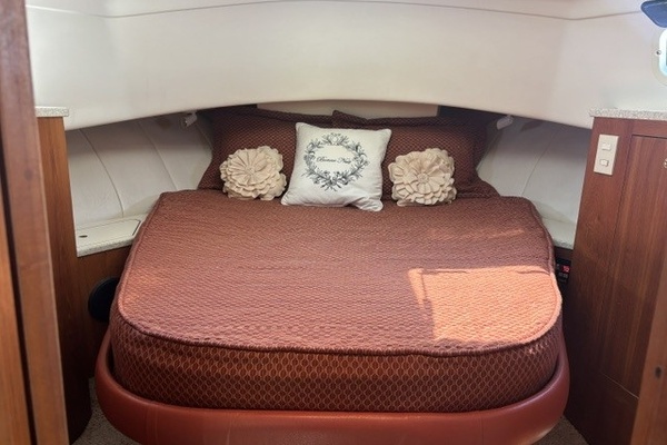 PEREGRINE 39ft Mainship Yacht For Sale