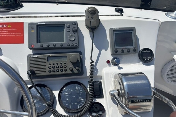 PEREGRINE 39ft Mainship Yacht For Sale