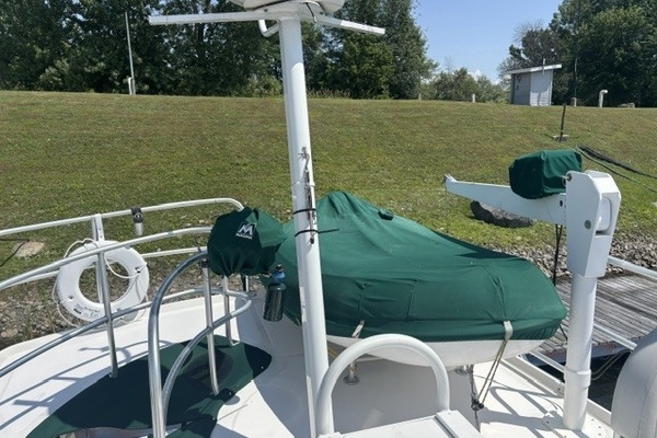 PEREGRINE 39ft Mainship Yacht For Sale