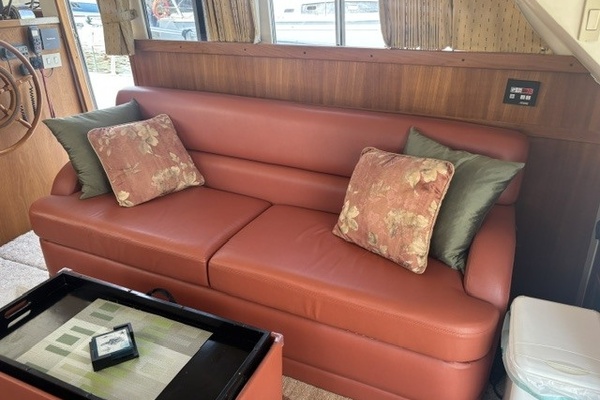 PEREGRINE 39ft Mainship Yacht For Sale