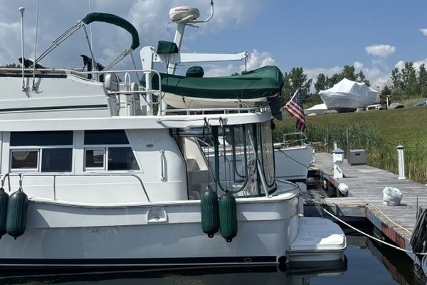 PEREGRINE 39ft Mainship Yacht For Sale