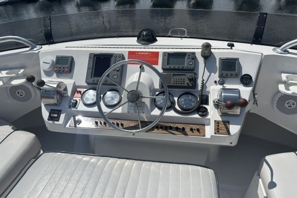 PEREGRINE 39ft Mainship Yacht For Sale