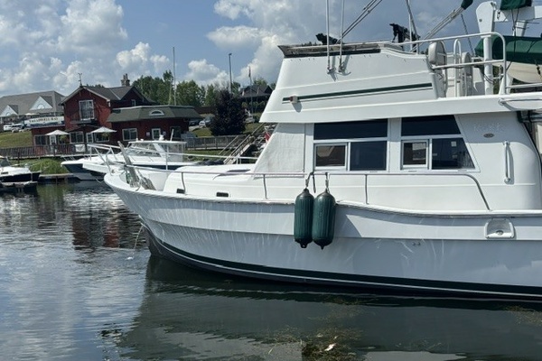 39-ft-Mainship-2001-390-PEREGRINE Plattsburgh New York United States  yacht for sale