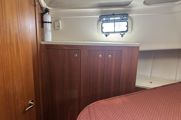 PEREGRINE 39ft Mainship Yacht For Sale