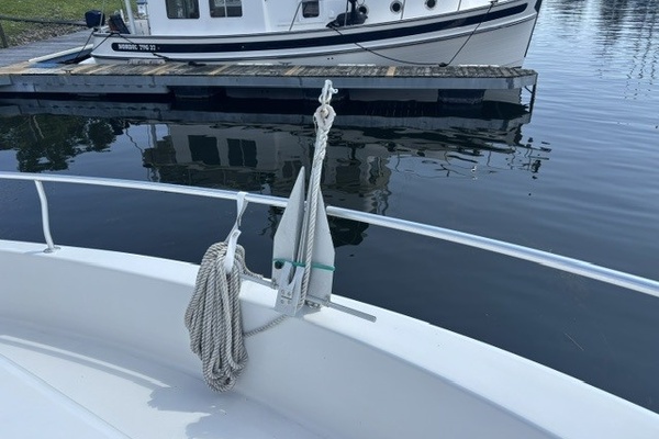PEREGRINE 39ft Mainship Yacht For Sale