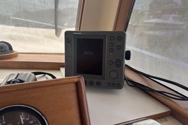 PEREGRINE 39ft Mainship Yacht For Sale