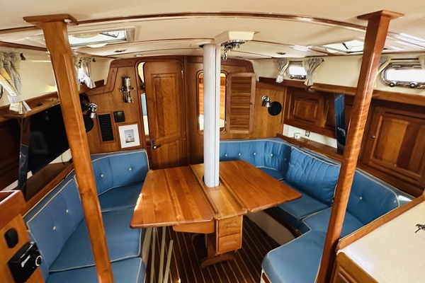 37ft Tartan Yacht For Sale
