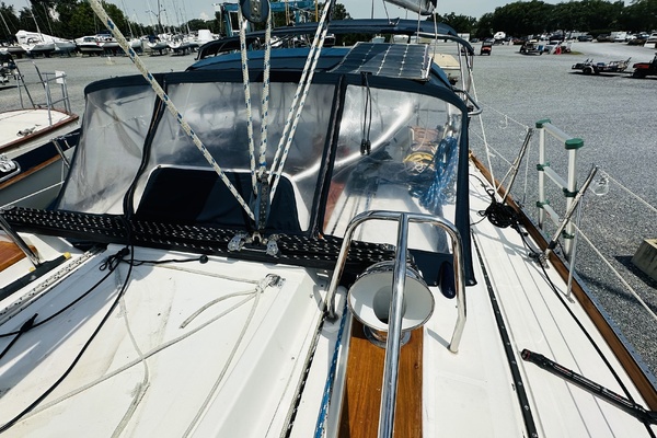 37ft Tartan Yacht For Sale